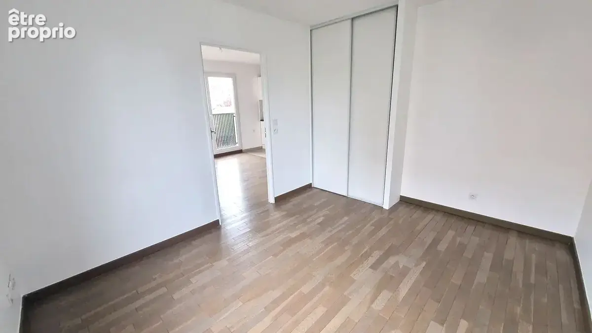 Appartement 2 pièces 42 m² à vendre à Ecully (69130) - photo 4