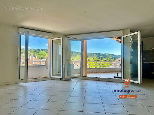 Appartement à PONTARLIER