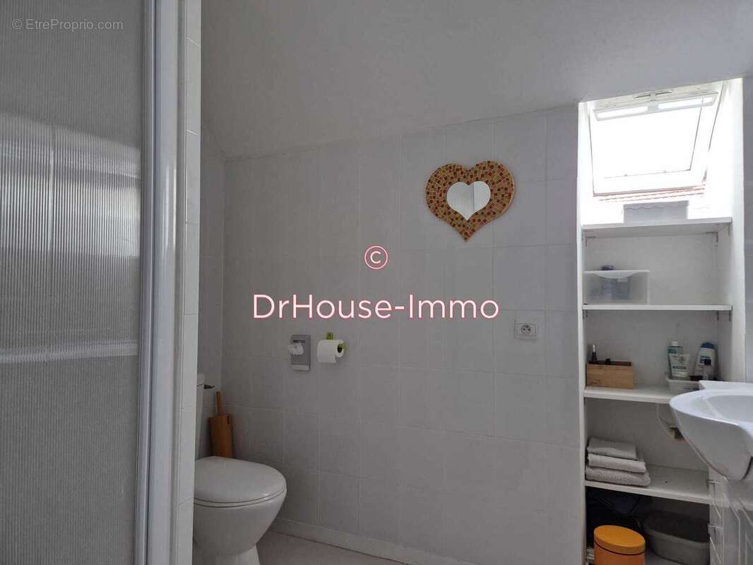 Maison 137 m² à Joue-Les-Tours  - photo 36