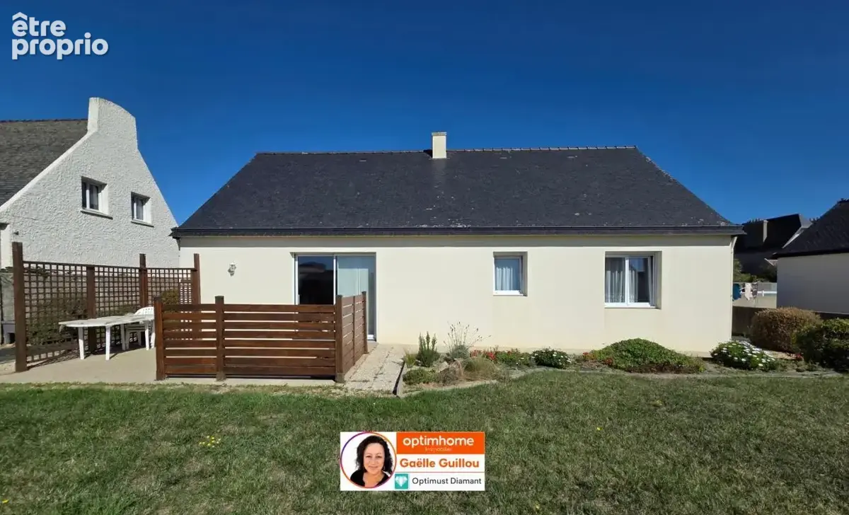PLOUESCAT : Maison plain pied de 98m² - Plein centre - 2/3 chambres + Garage - Jardin - photo 17