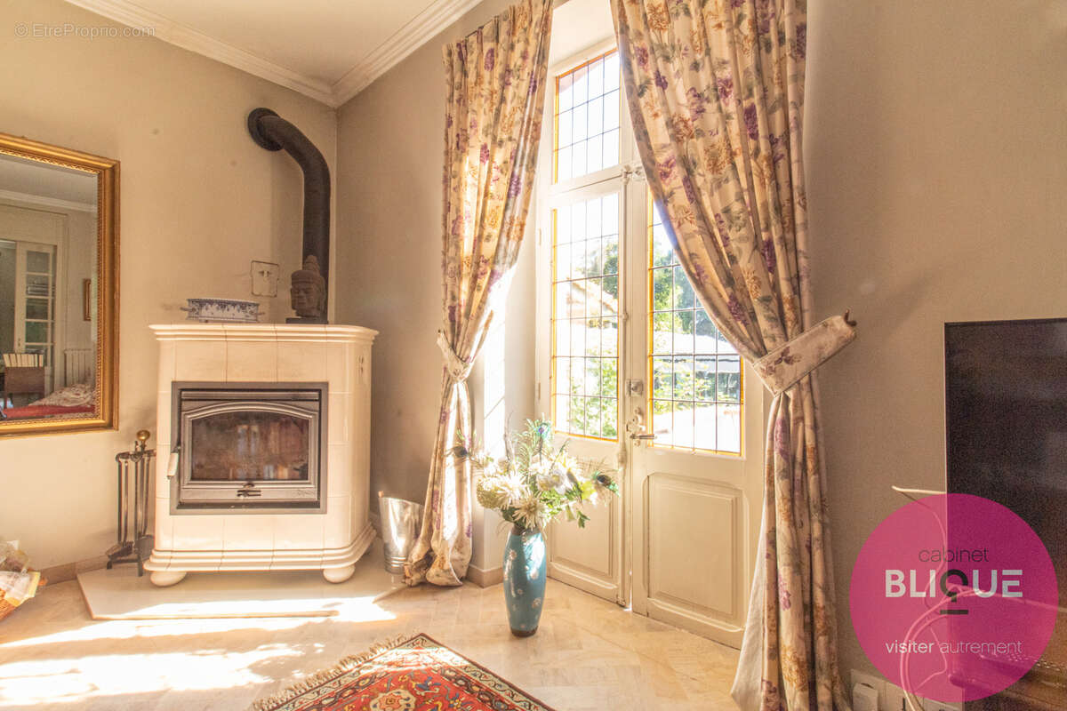 Maison à DOMEVRE-SUR-VEZOUZE