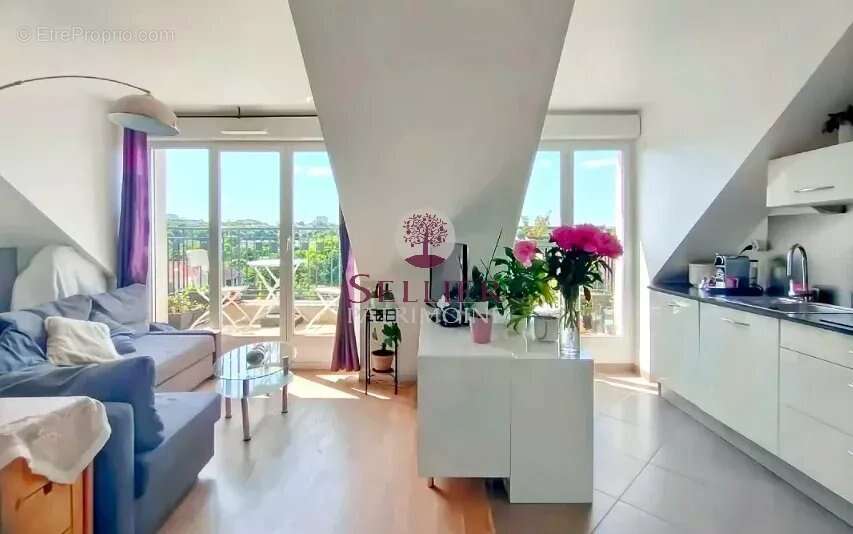 Appartement à LE PERREUX-SUR-MARNE
