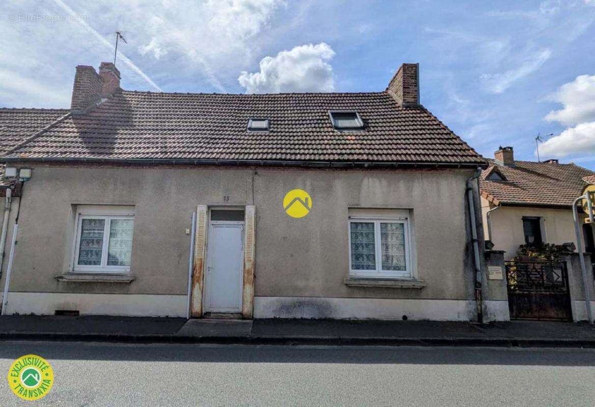 Maison à COMMENTRY