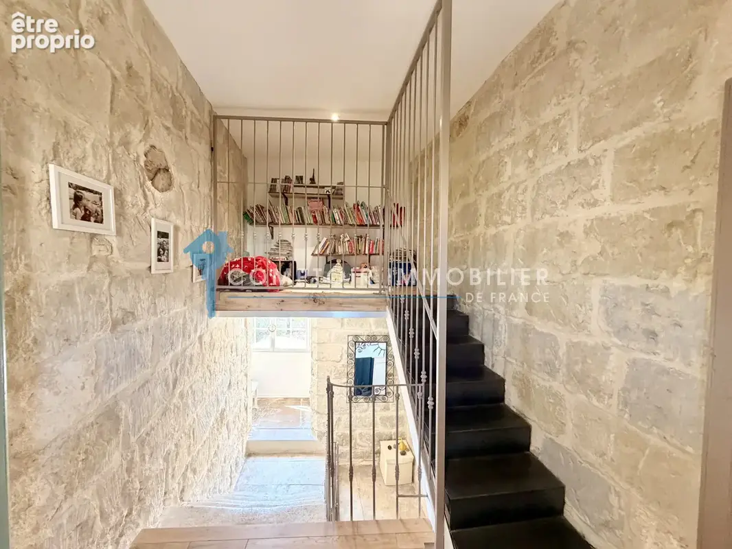 En Exclusivité Maison de village  d'environ 220 m2 hab entièrement rénové en 2021 sur 383 m2 de parcelle - photo 20