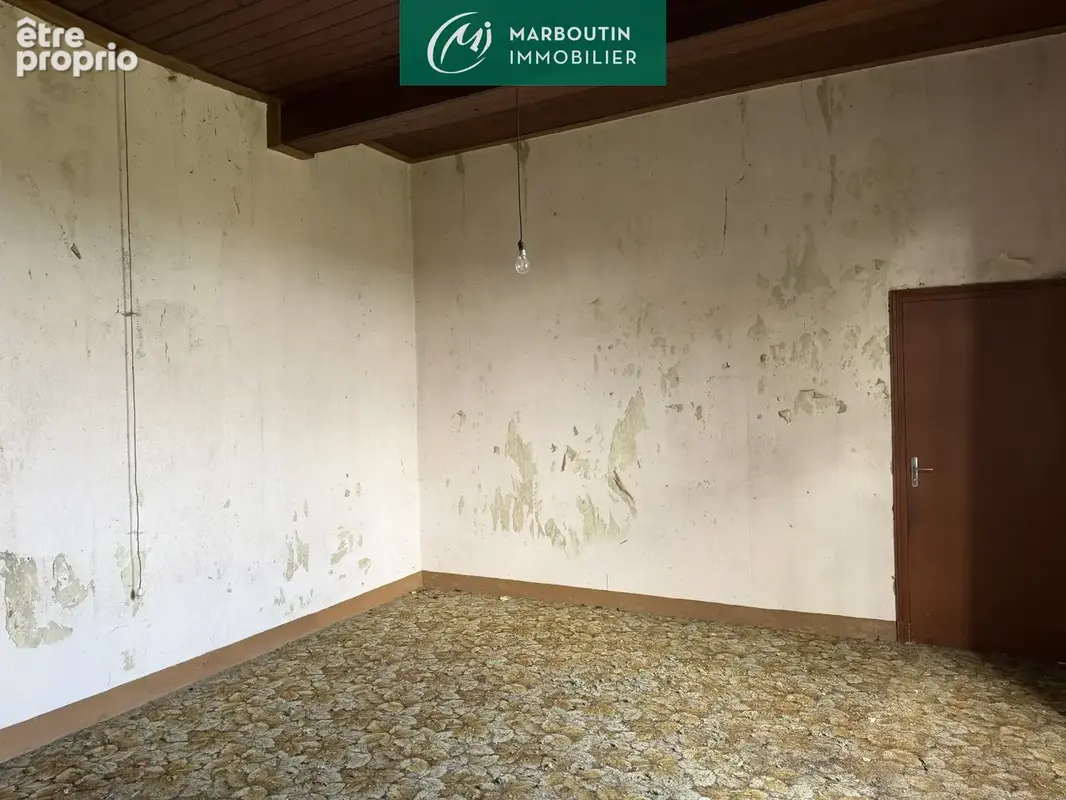 Maison a renover - photo 9