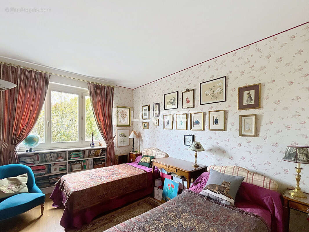 Appartement à BOUGIVAL