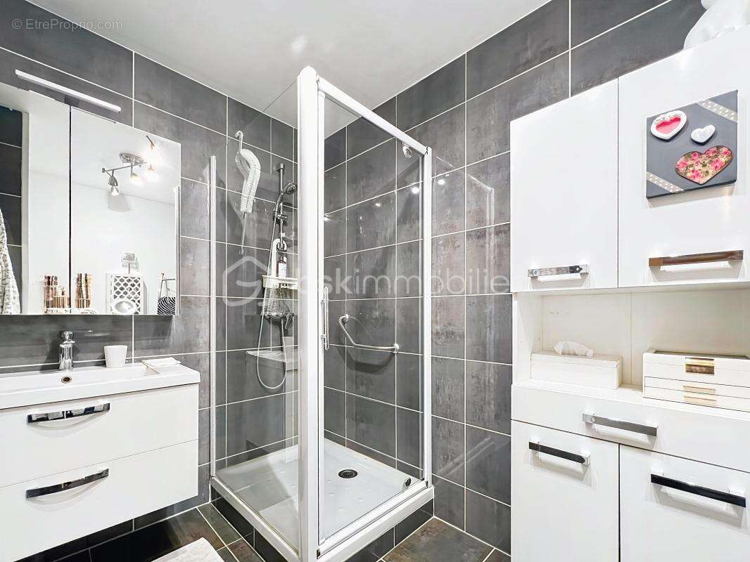 Appartement à CESSON