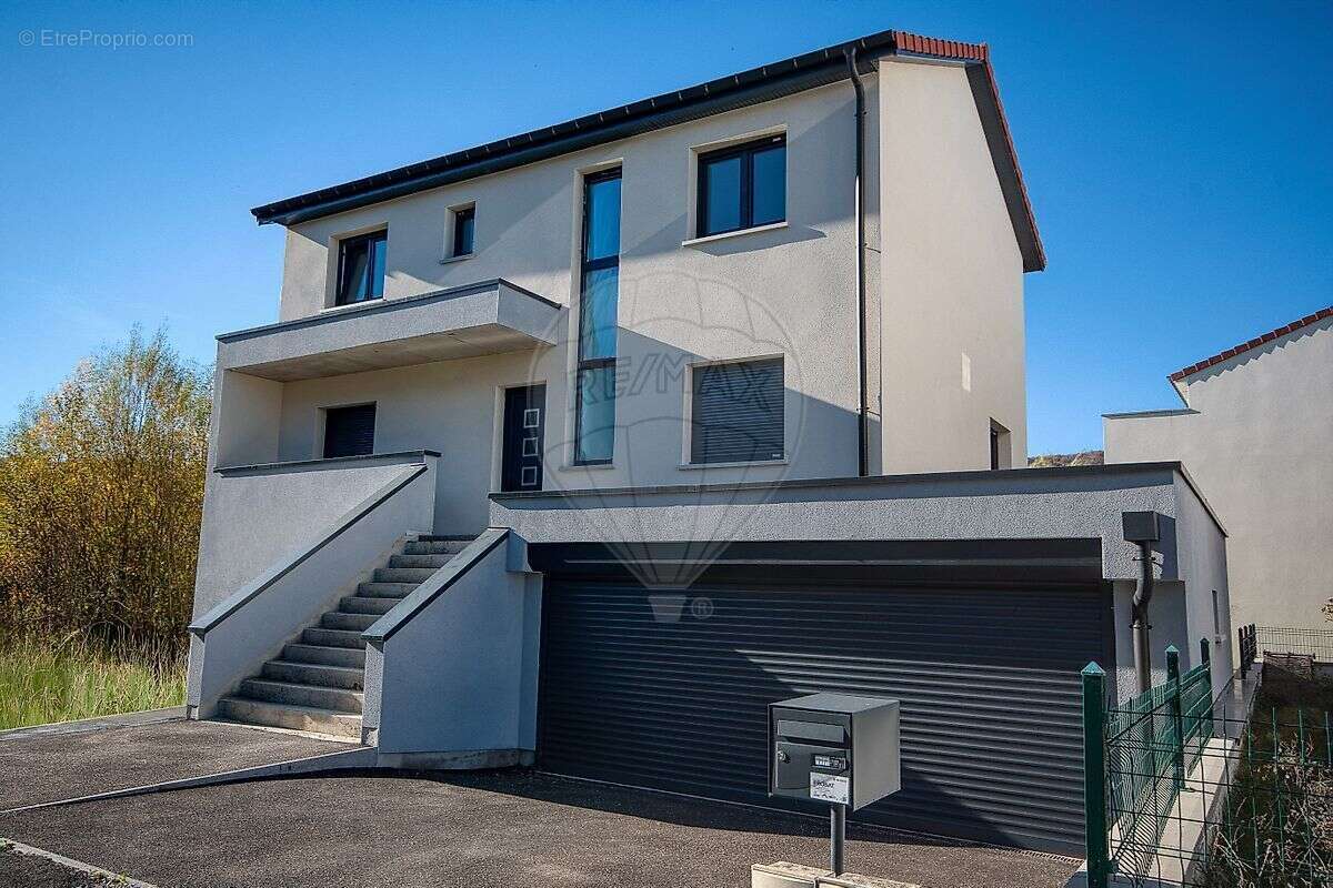 Maison à PONT-A-MOUSSON