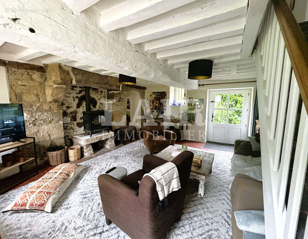 Maison à SAINT-PATRICE-DU-DESERT