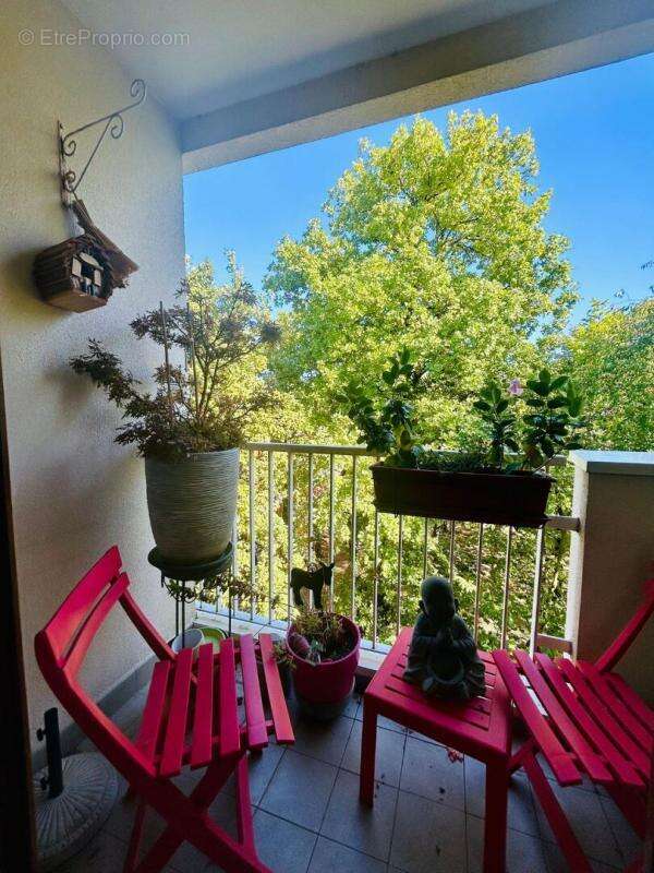 Appartement à BEAUCHAMP