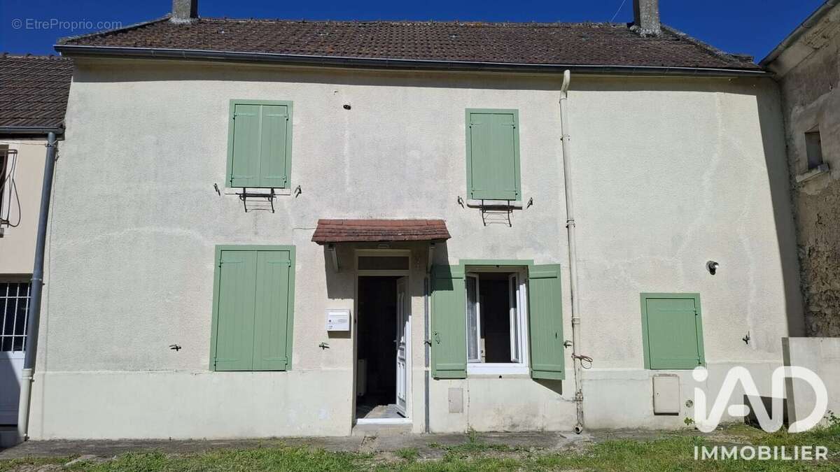 Photo 6