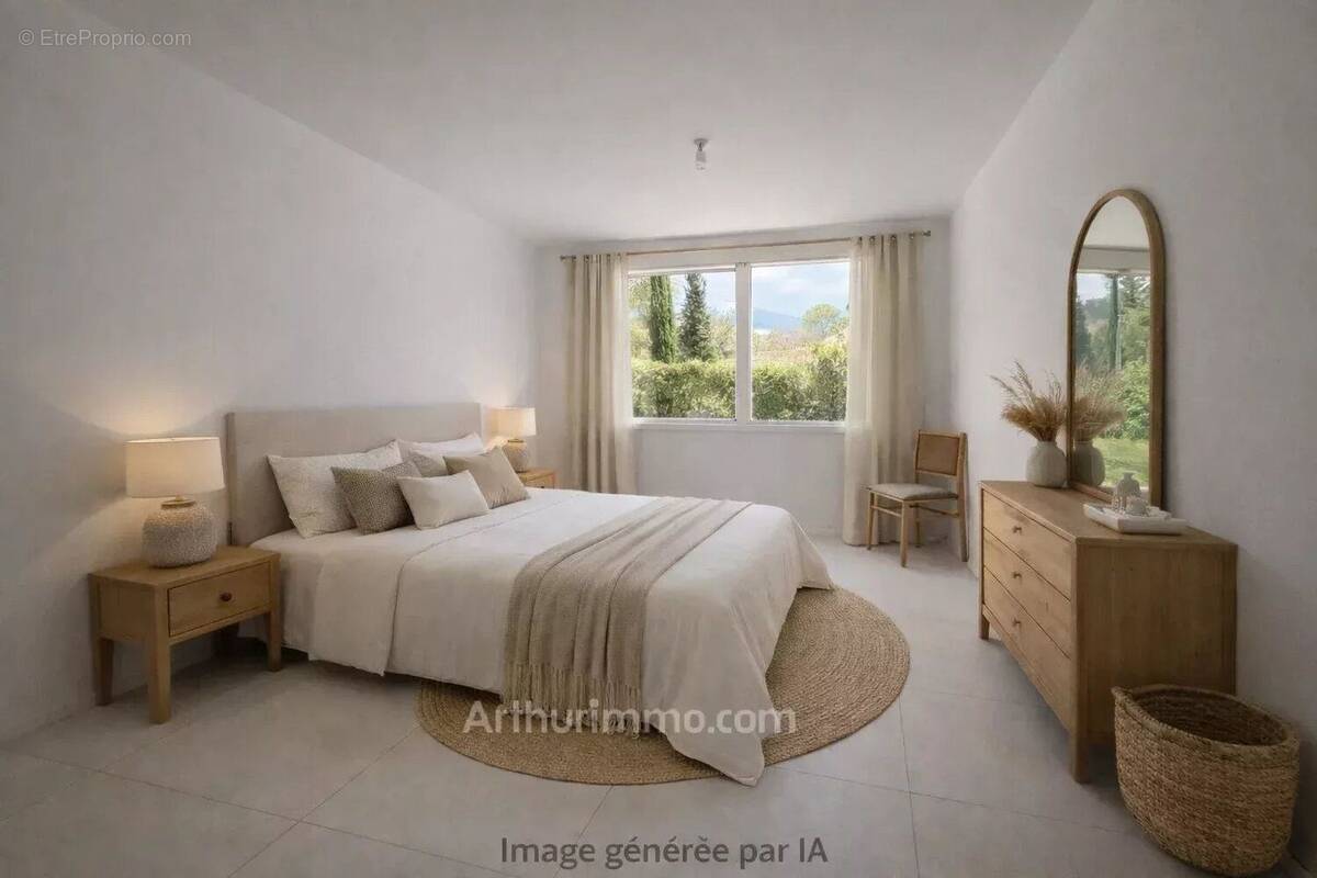 Appartement à MOUANS-SARTOUX