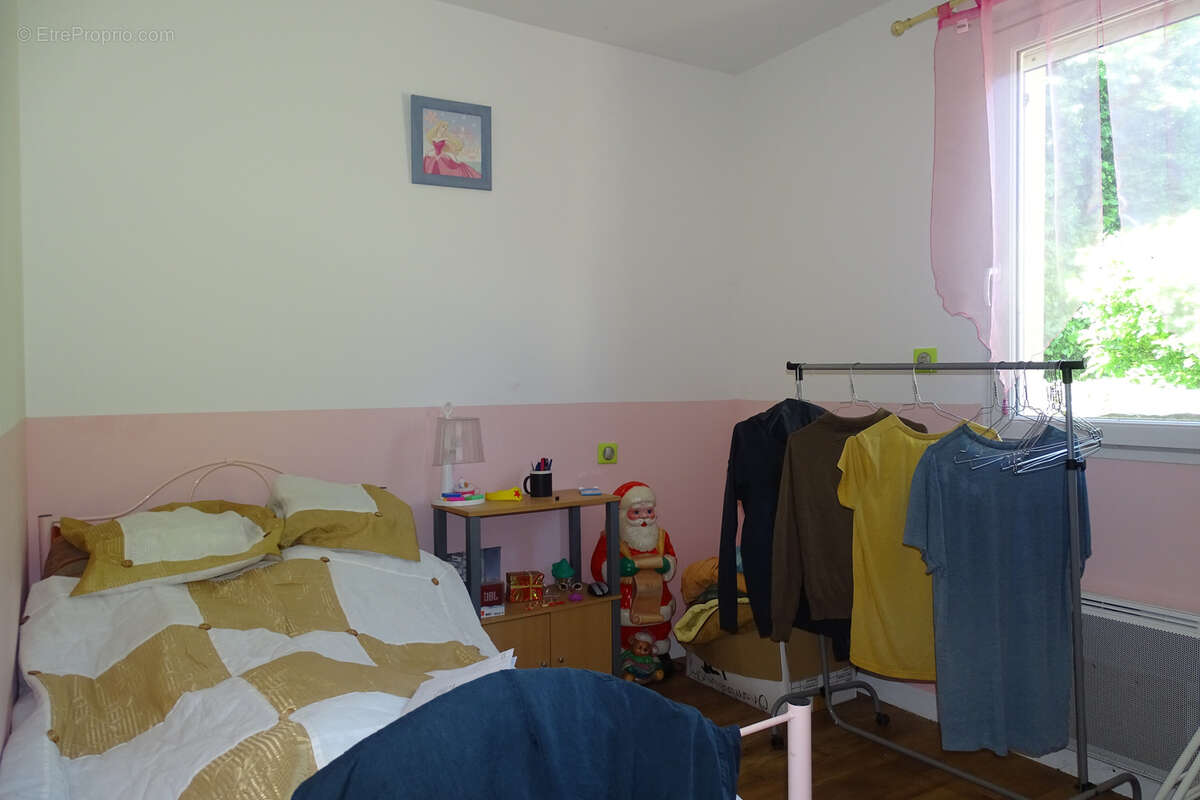 Maison à SAINT-PIERRE-SUR-ORTHE