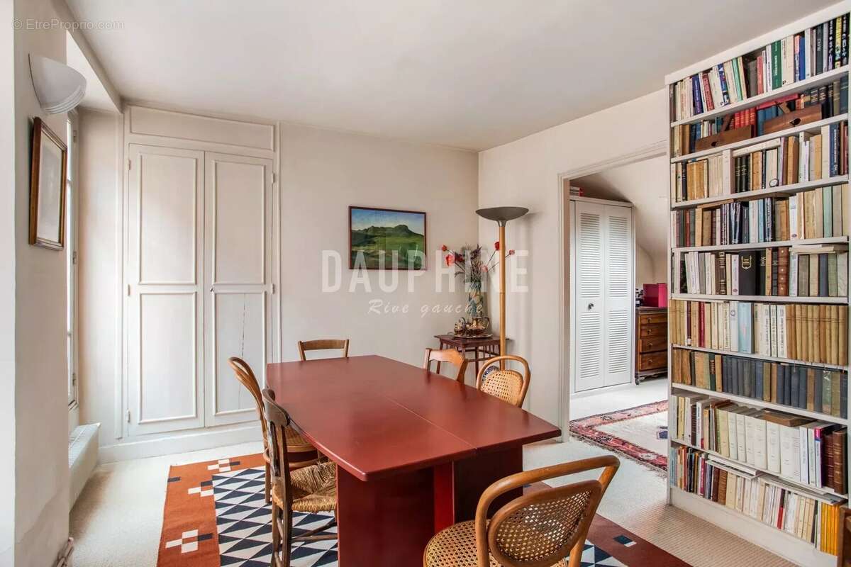 Appartement à PARIS-5E