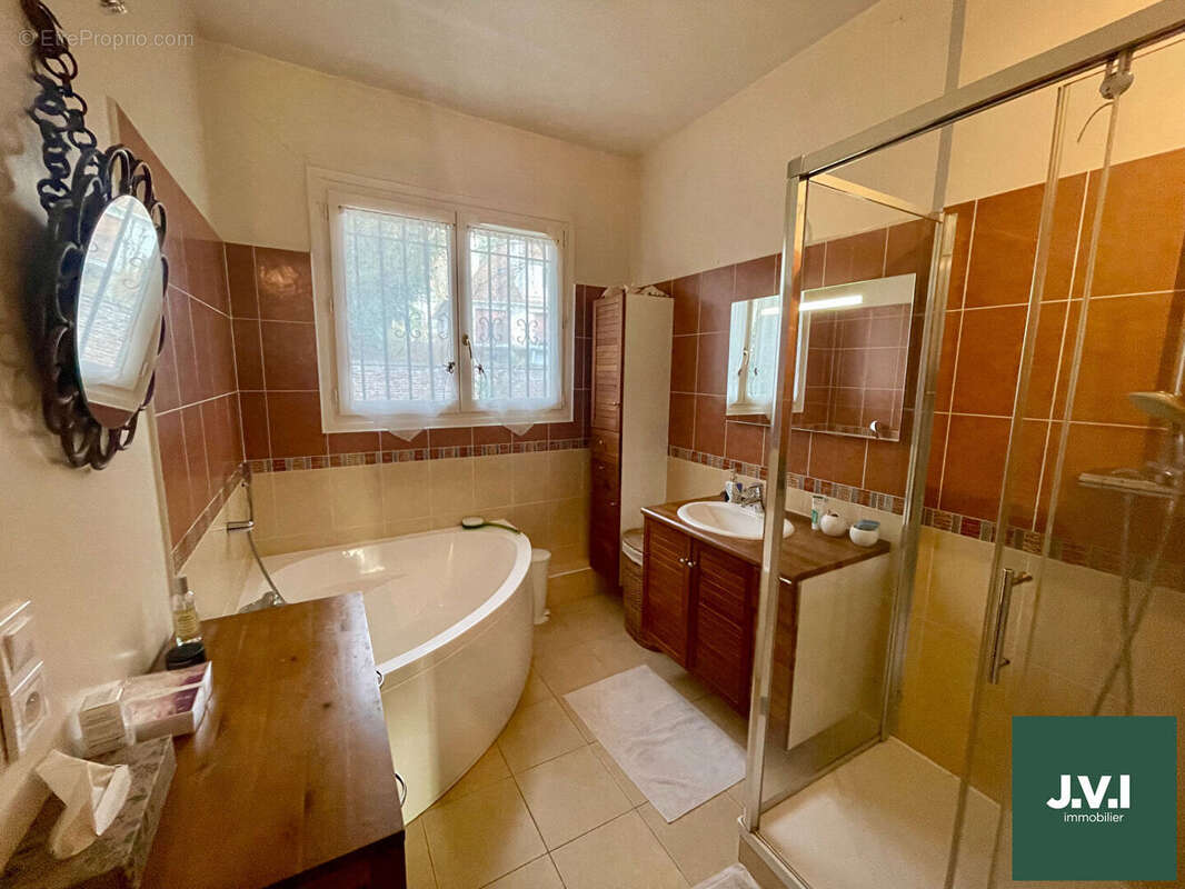 Maison à MONTMORENCY