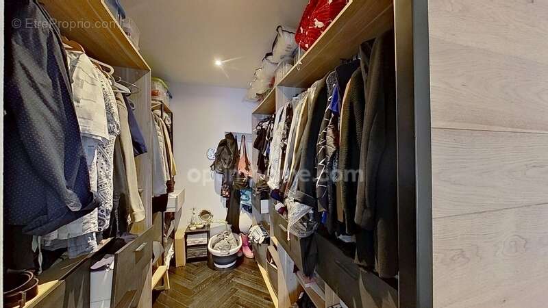 Maison à CHENNEVIERES-SUR-MARNE