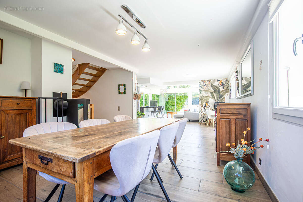 Agence immobiliere laforet - exclusivite - "lavande" - maison individuelle de 126,70m² - sous-sol complet 48,07m²  - dpe c - ter - photo 11