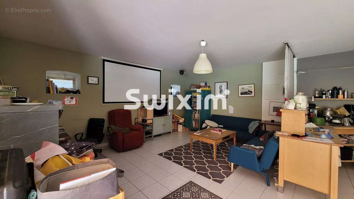 Propriété de caractère en pierre - photo 13