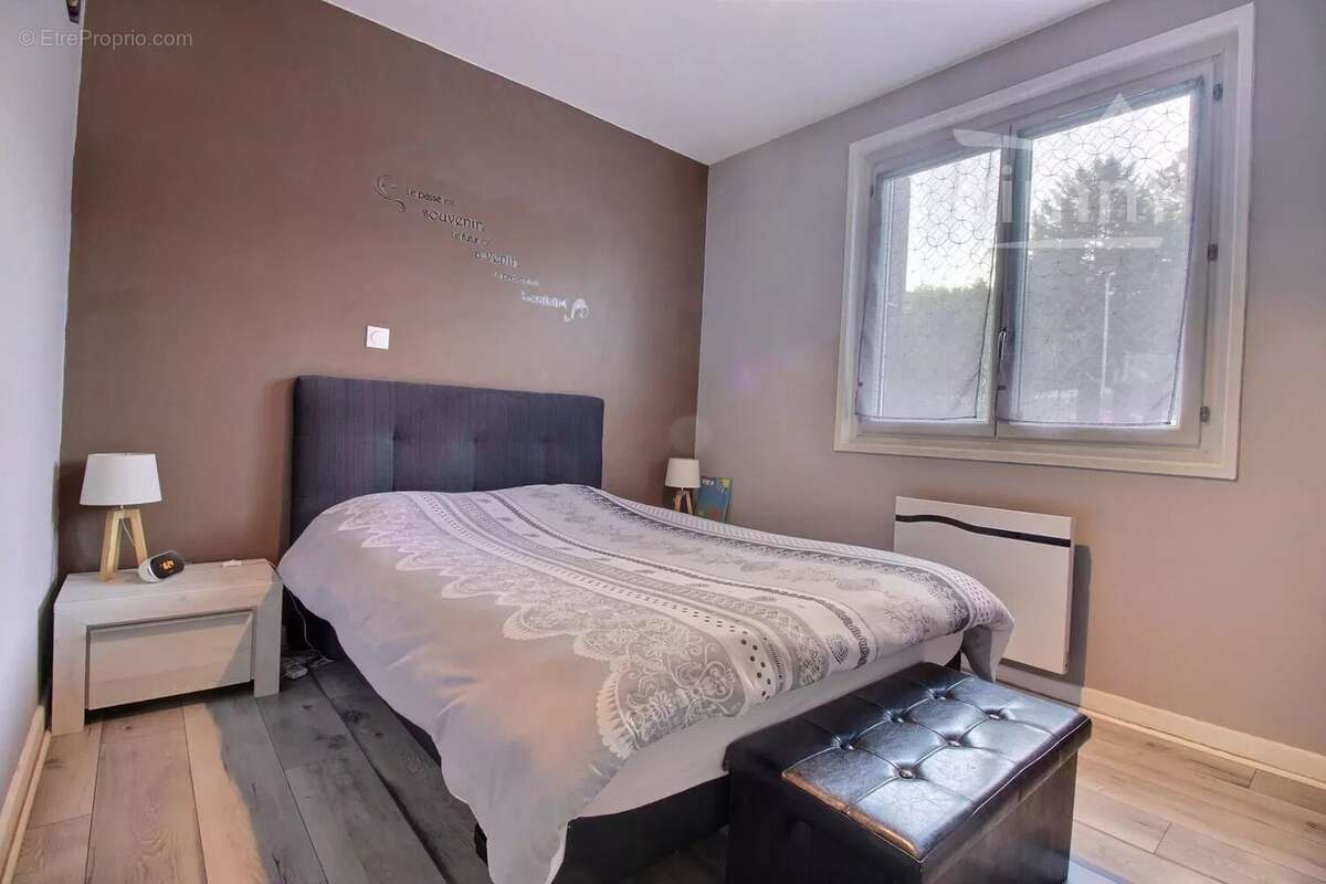 Maison à ROUSSILLON