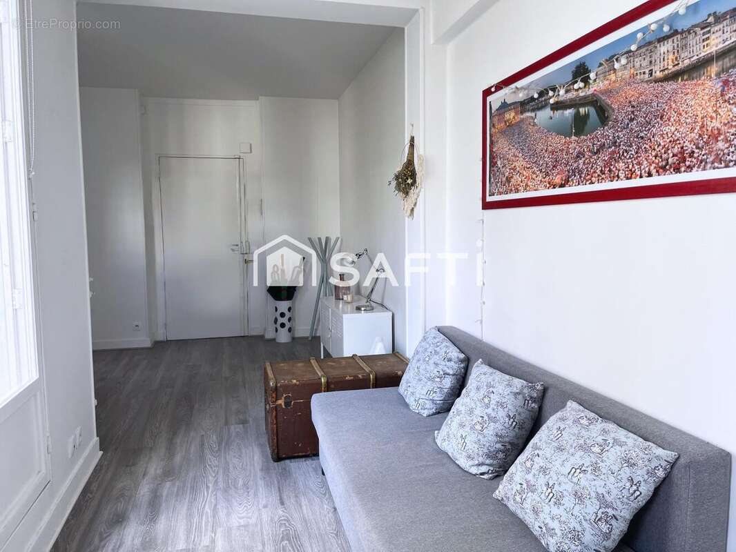 Photo 3 - Appartement à PARIS-7E