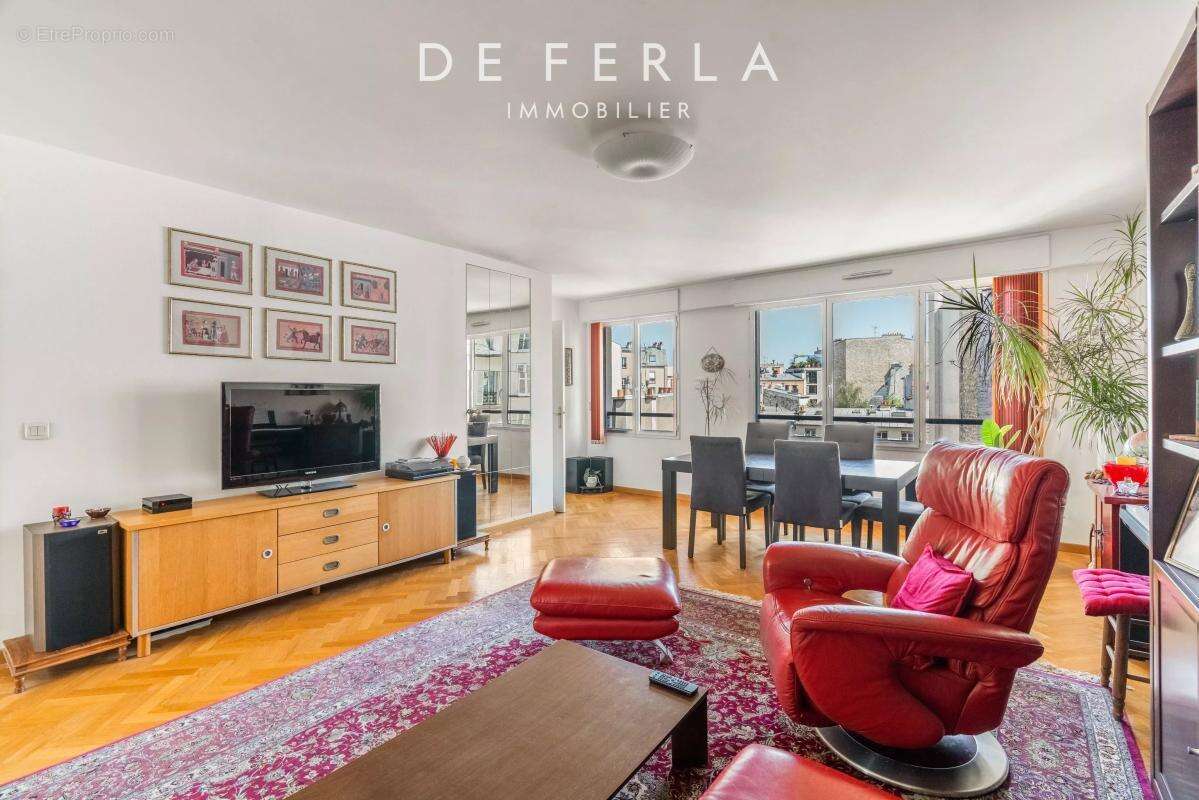 Appartement à PARIS-14E