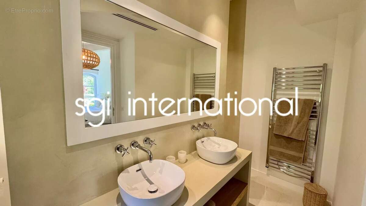 Maison à RAMATUELLE