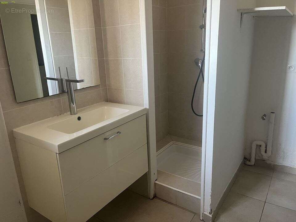 Appartement à COURSAN