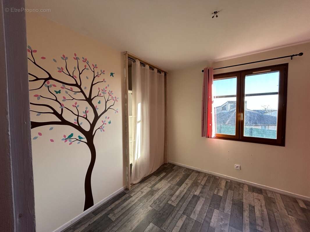 Appartement 84 m² à Castelnau-D'estretefonds  - photo 27