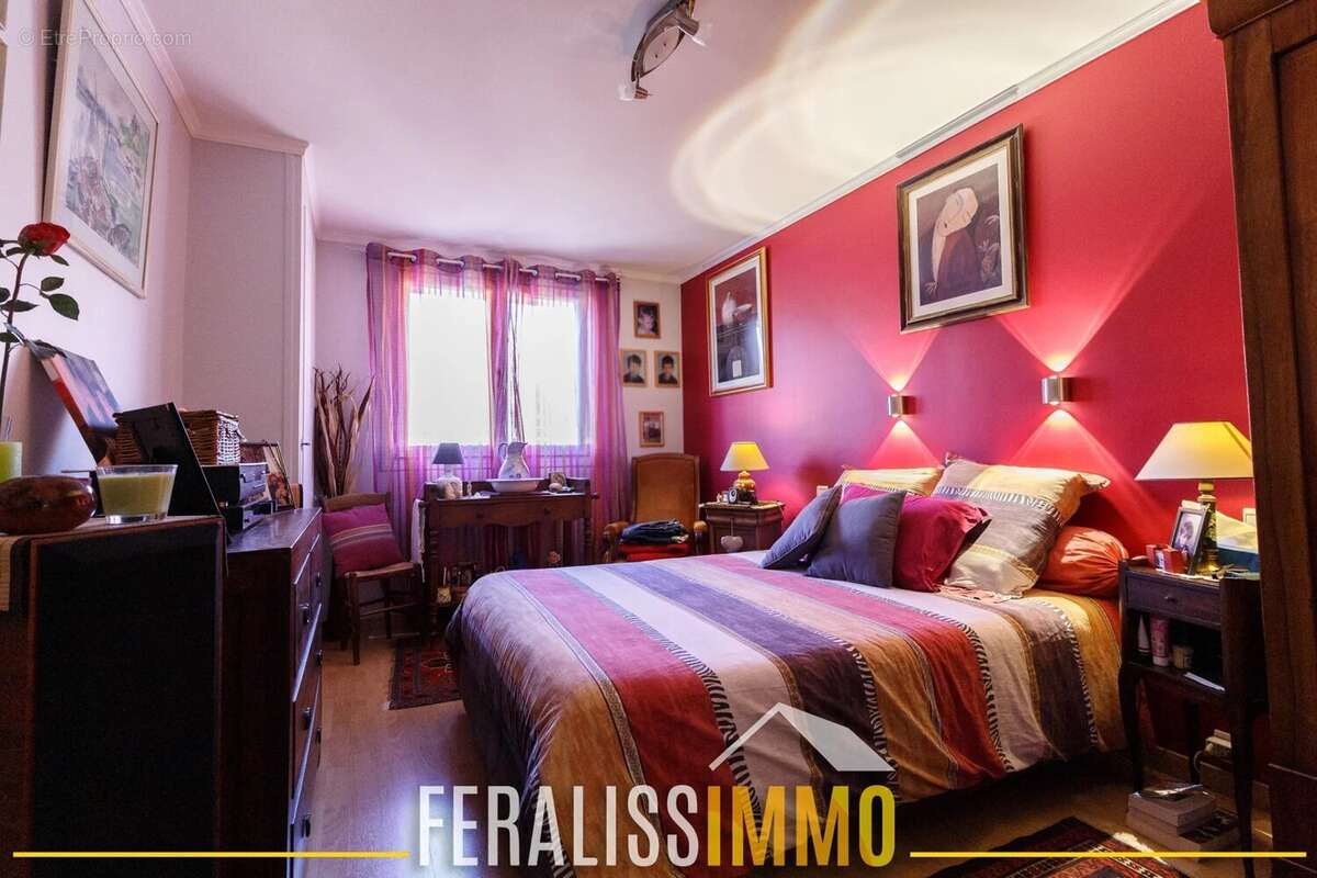 Maison à VAUX-SUR-SEINE