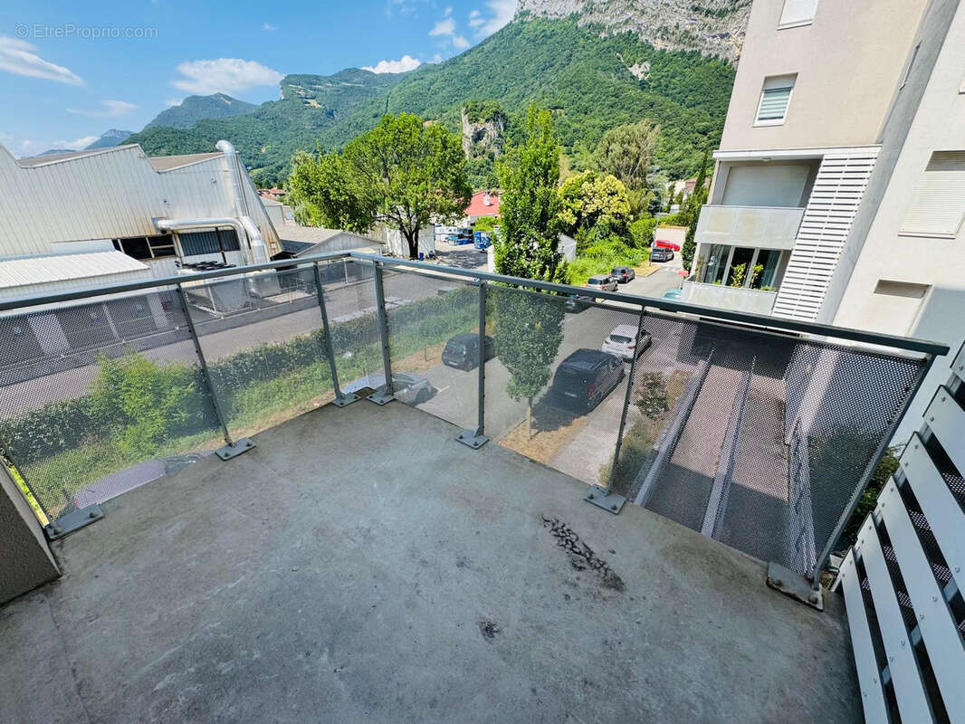 Appartement à SAINT-EGREVE