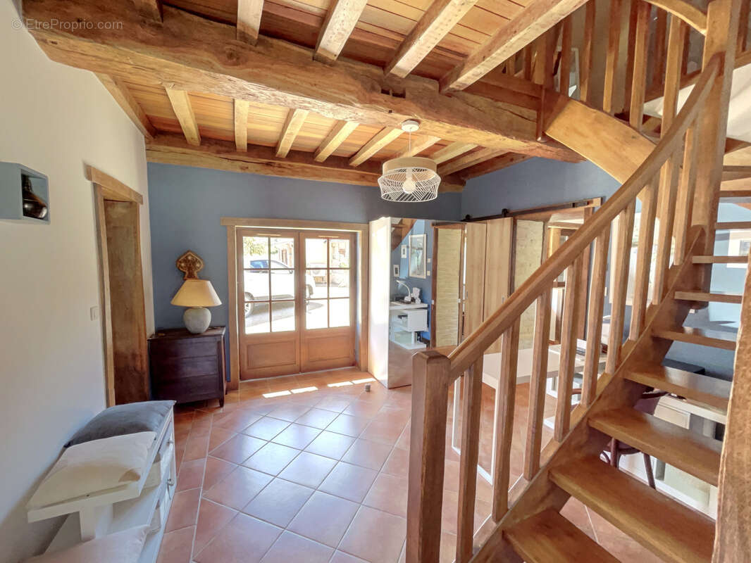 L'immobilier à 360o vous propose ce superbe complexe immobilier de caractère et d'exeption - photo 10