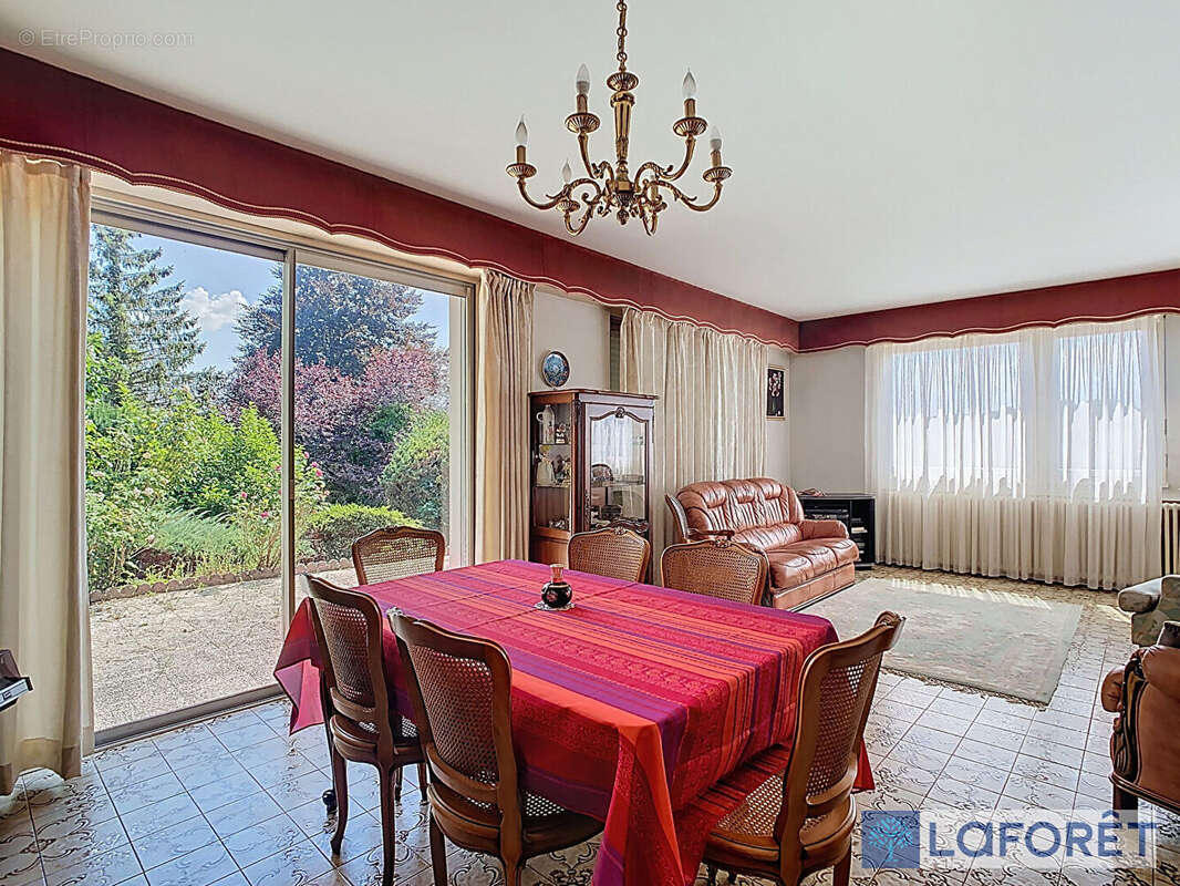 Maison Bourbonne-les-bains 4 pièce(s) 151,84 m2 - photo 4