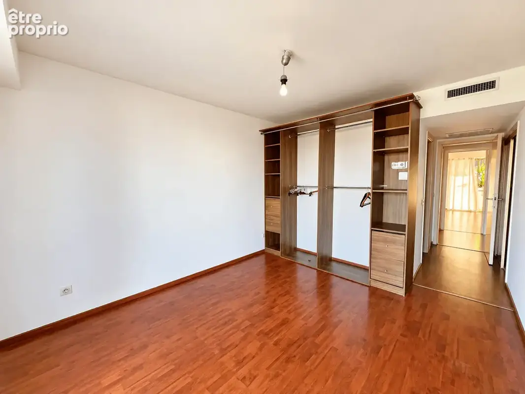 Hauteurs de Cannes - T3 85 m2 - Vue mer - Terrasse - Parking - Cave - Le Cannet - photo 9