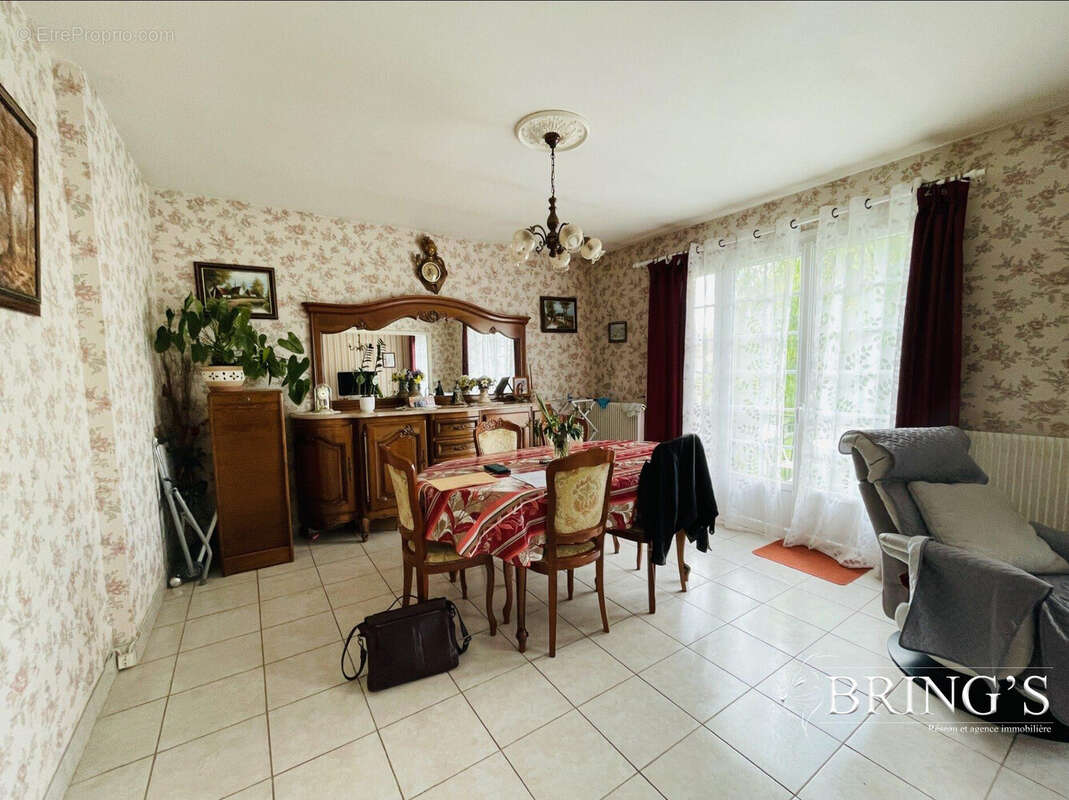 Maison à SAINT-PATERNE