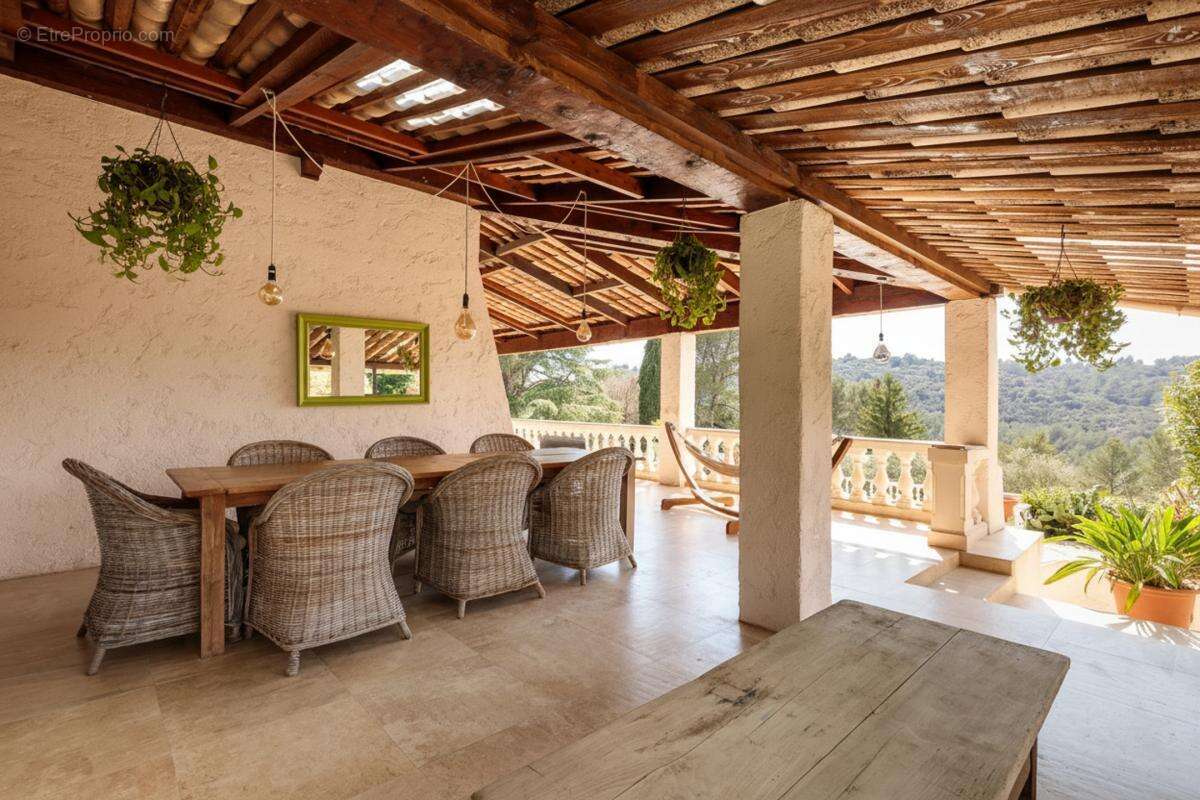 Maison à BIOT