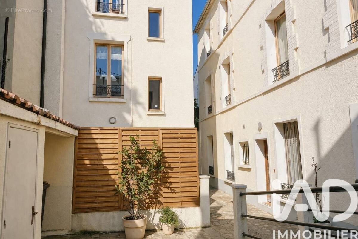 Photo 1 - Appartement à MONTREUIL