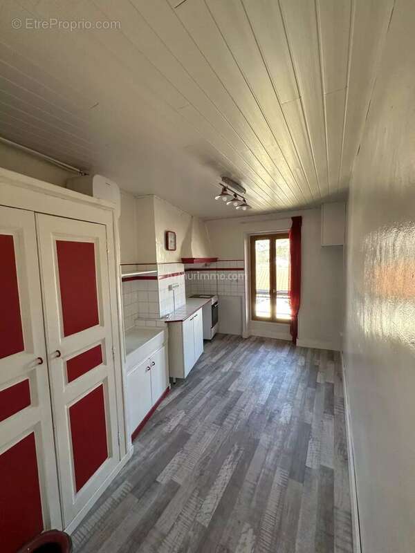 Appartement à SAINT-ANDRE-LES-ALPES