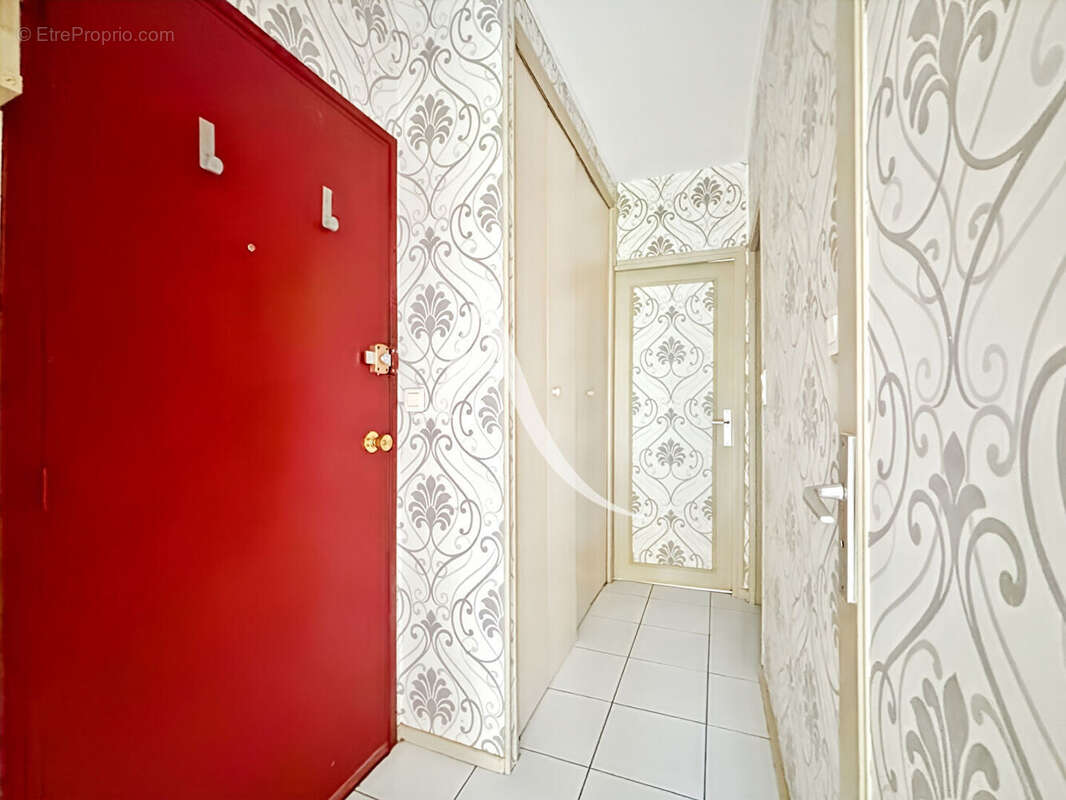 Appartement à FONTENAY-LE-FLEURY