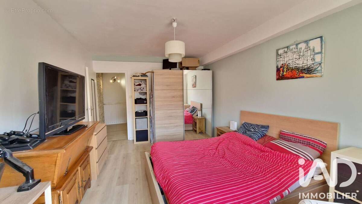 Maison 96 m² à Le Gua  - photo 9