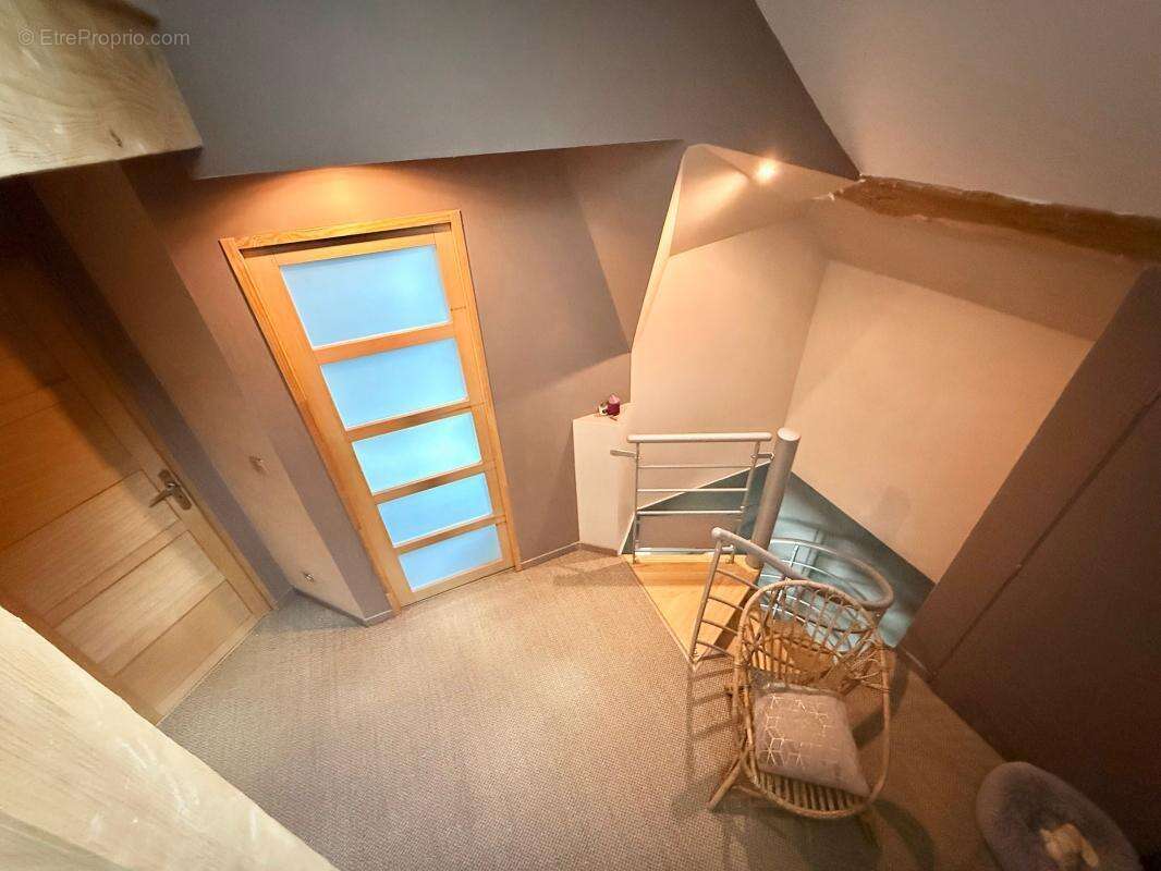 Charmant appartement en triplex de trois chambres – Alliance parfaite entre le cachet de l'ancien et le confort moderne - photo 14