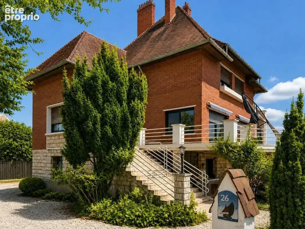 Maison à GUILLY