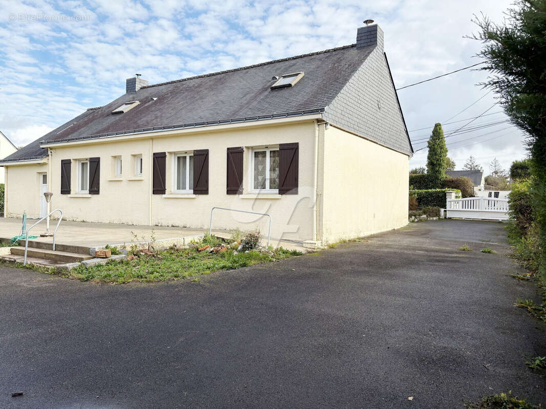 Maison 117 m² à Treillieres  - photo 2