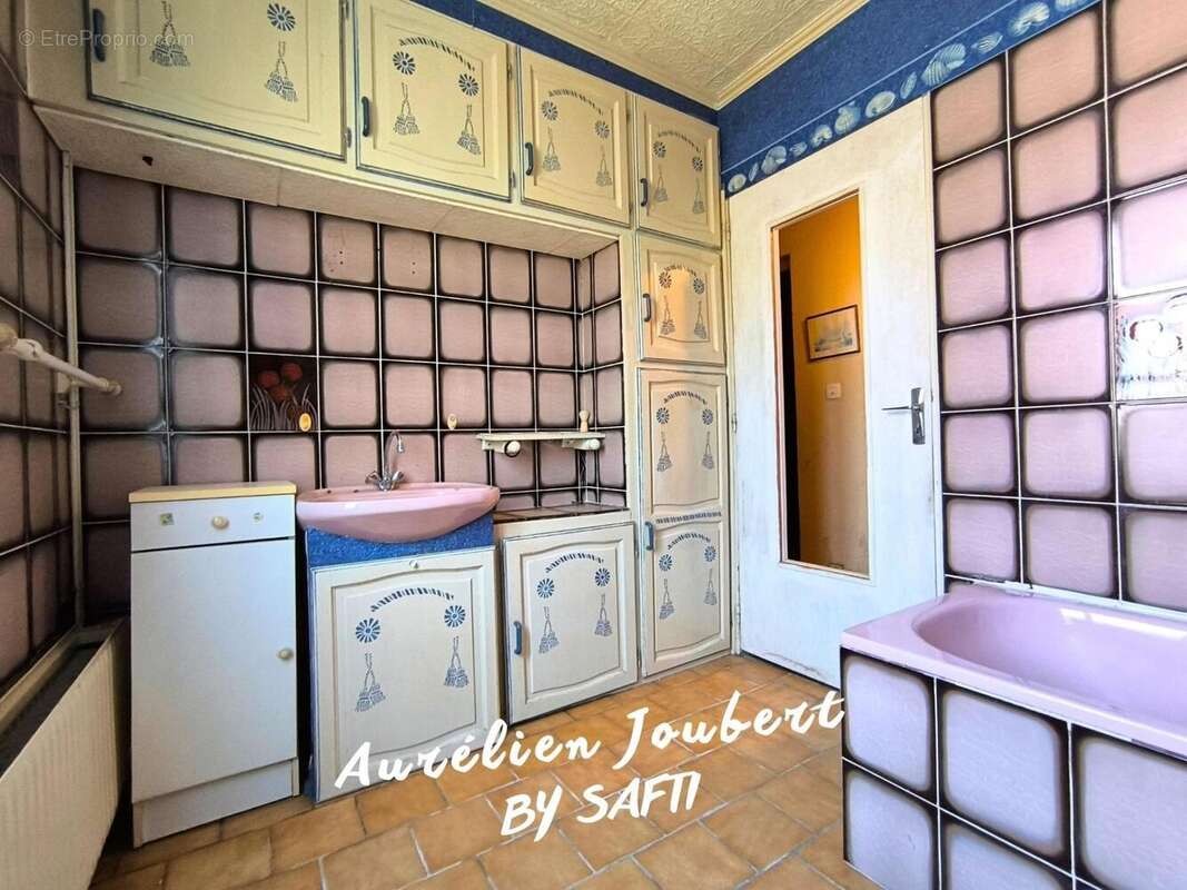 Maison 83 m² à Peyrabout  - photo 8