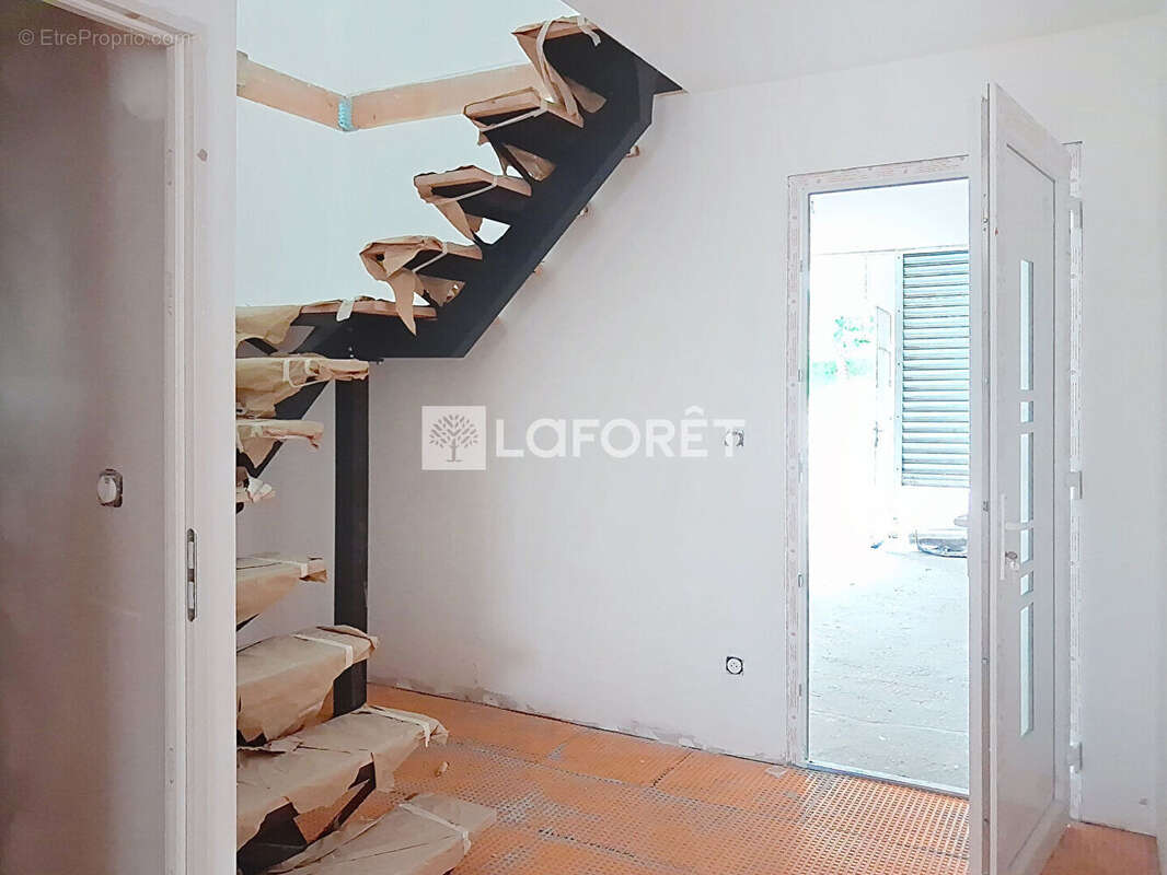 Appartement à JOUDES