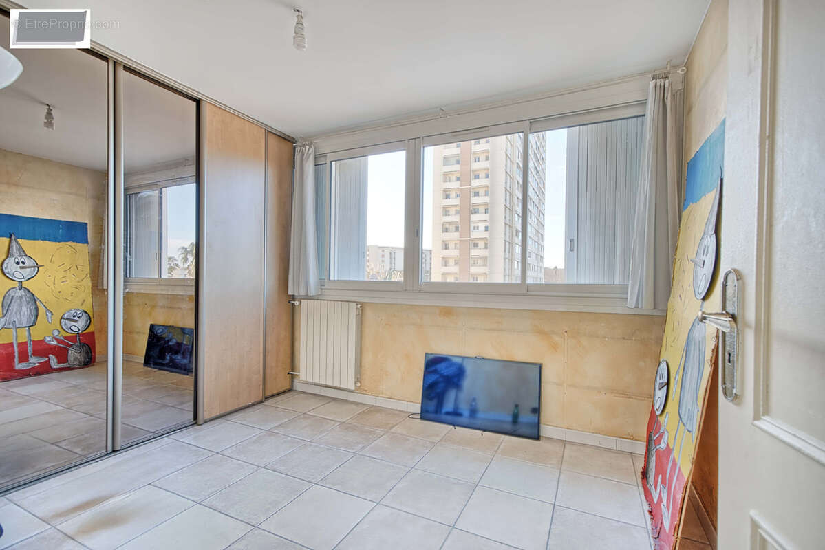 Toulon, le Port, appartement 3 pièces 78M2, vue mer. - photo 10