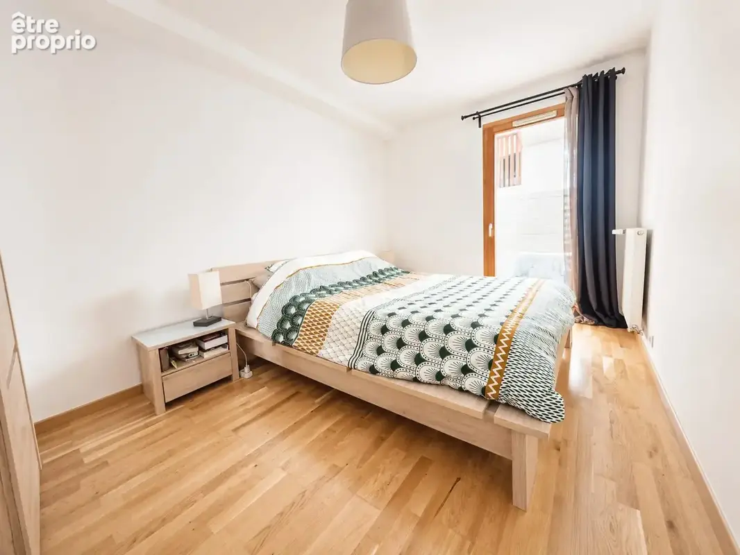 Appartement 72 m² à Tours  - photo 4