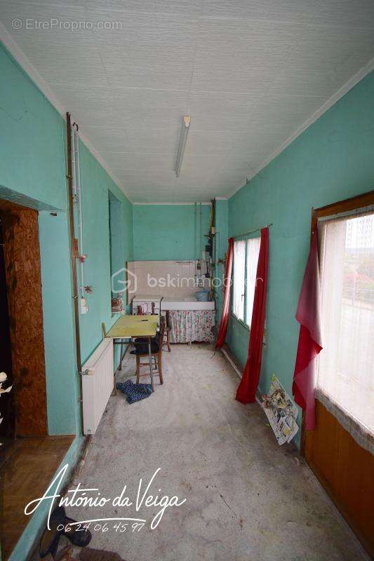   Maison de ville à réhabiliter – Emplacement exceptionnel - photo 2