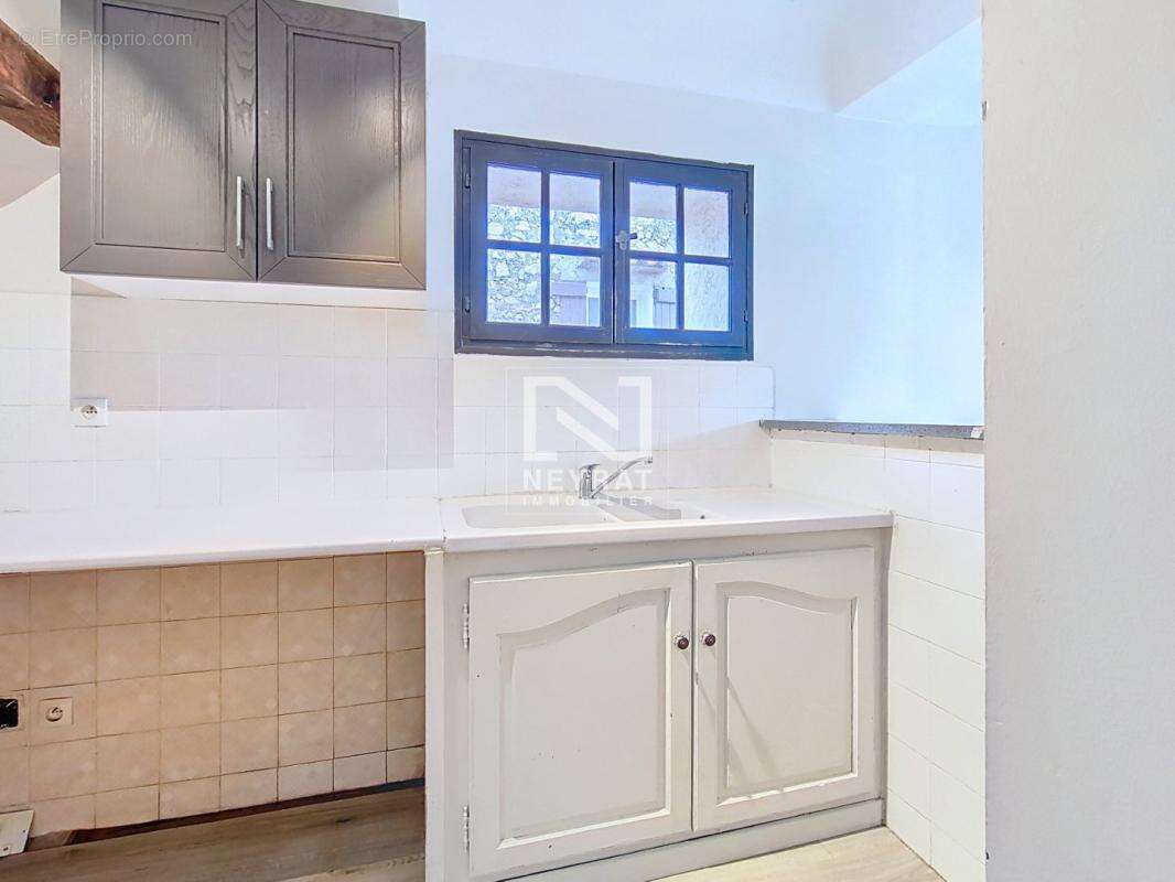 Appartement à MONTAUROUX