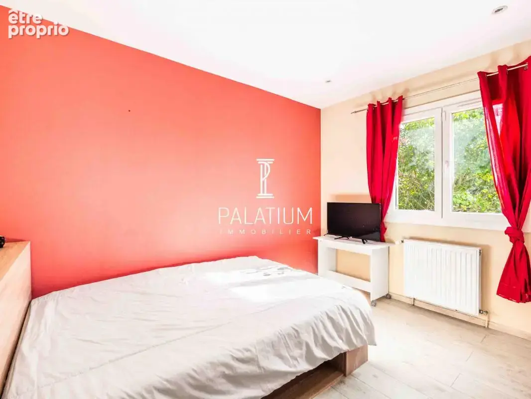 Maison Individuelle de Charme avec Piscine - 108 m² - photo 9