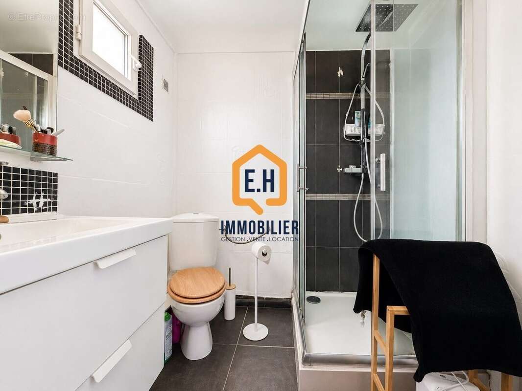 Appartement 72 m² à La Garde  - photo 6